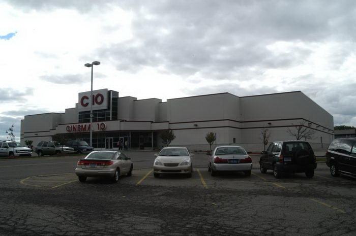 Cinema 10 - 2002-2003 Photos (newer photo)